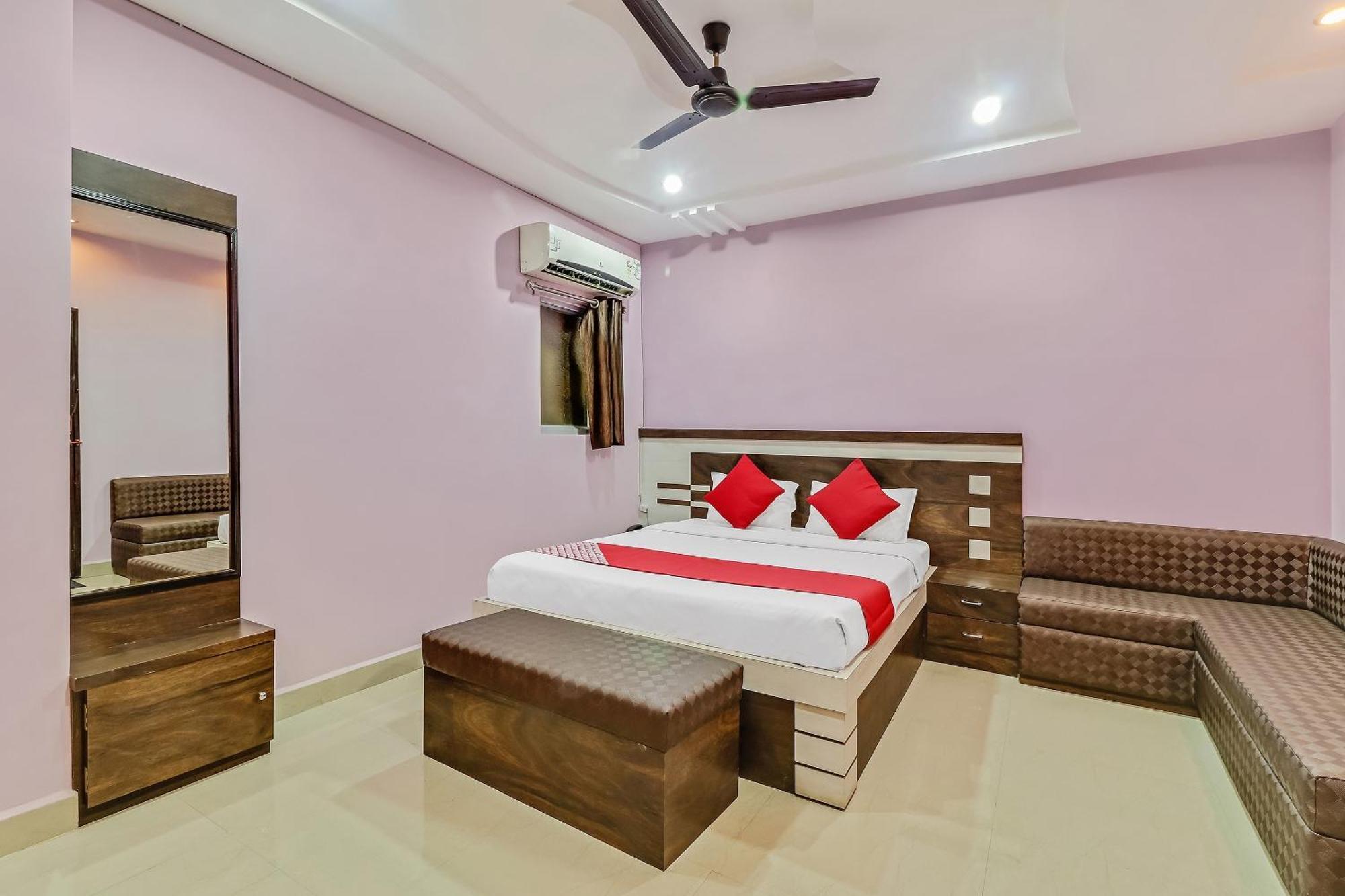 Super Hotel O Royal Raj Nandgaon ภายนอก รูปภาพ