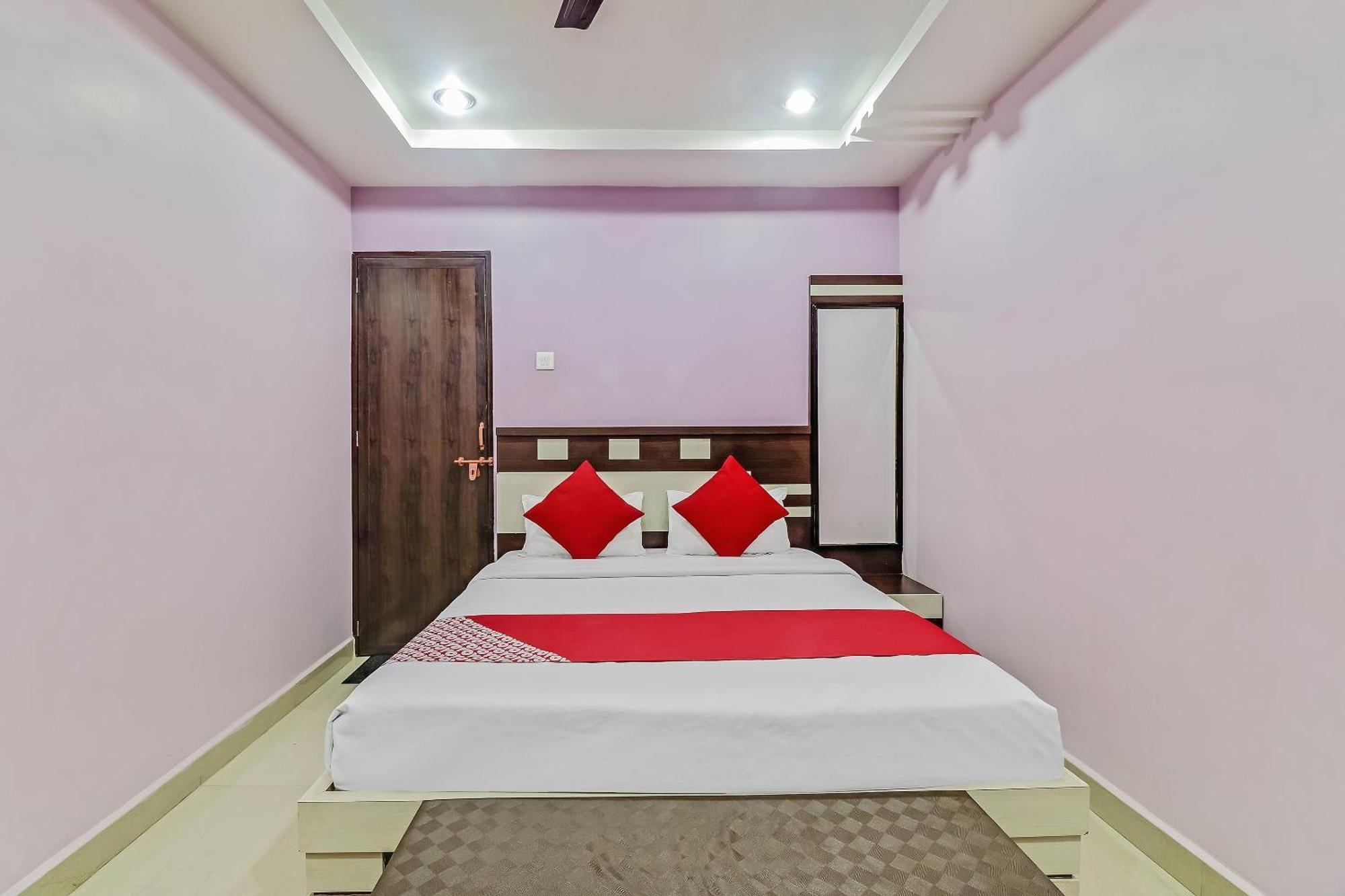 Super Hotel O Royal Raj Nandgaon ภายนอก รูปภาพ